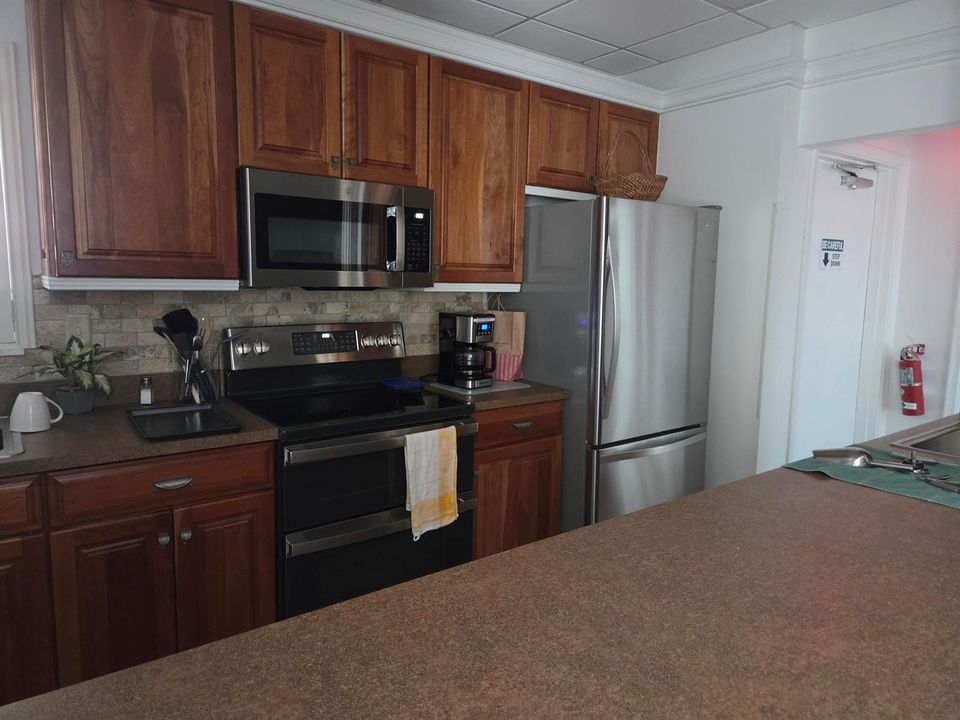 Clubhouse Kitchen