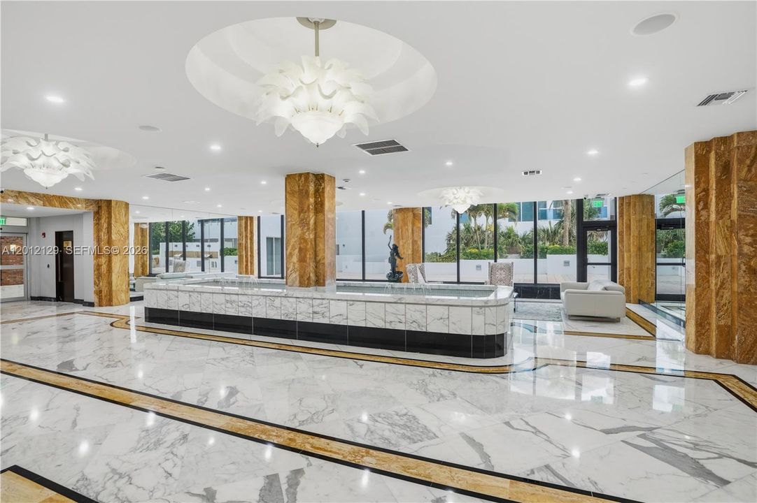 Под контрактом: $1,175,000 (2 спален, 2 ванн, 1868 Квадратных фут)