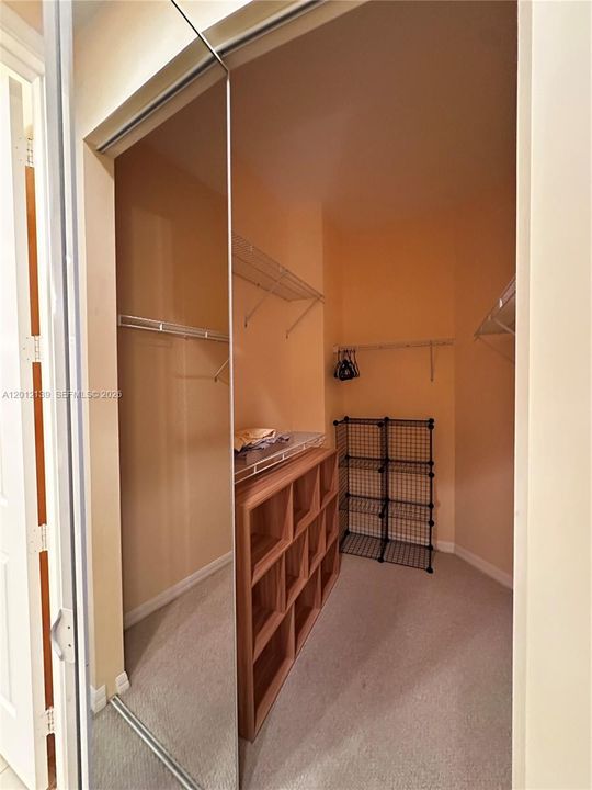For Rent: $2,750 (3 beds, 2 baths, 1482 Square Feet)