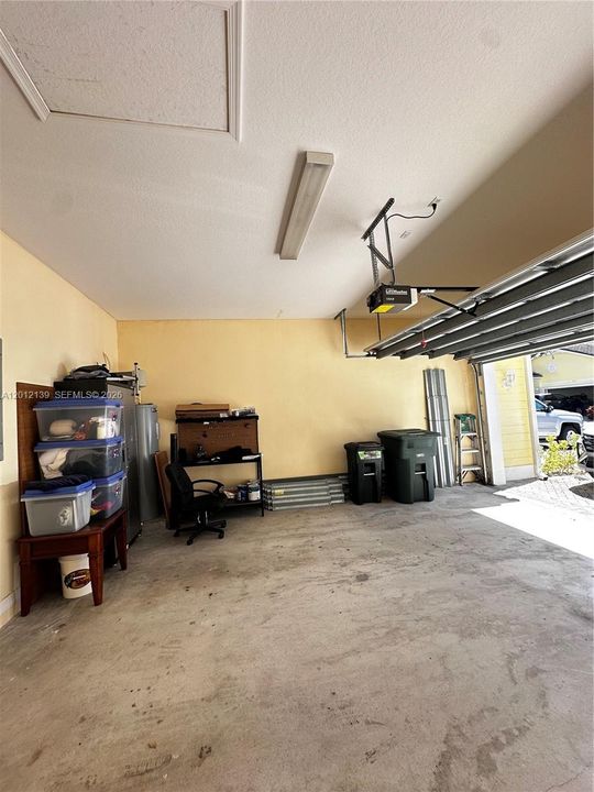 For Rent: $2,750 (3 beds, 2 baths, 1482 Square Feet)