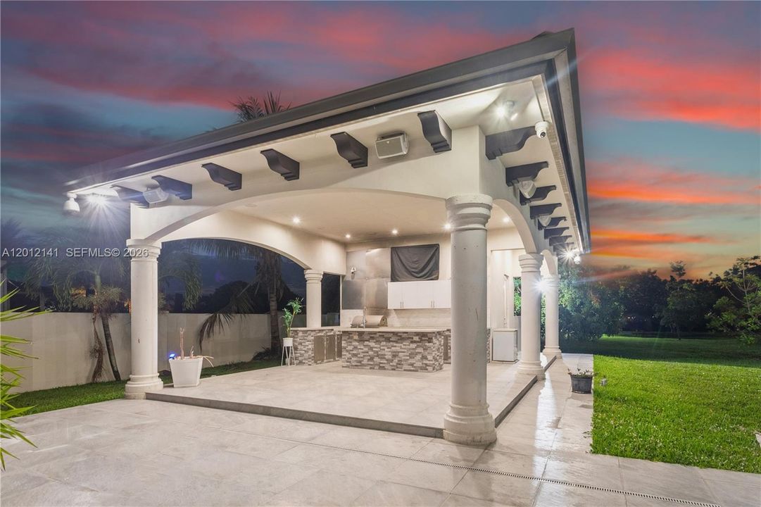 En Venta: $6,790,000 (8 camas, 9 baños, 9196 Pies cuadrados)