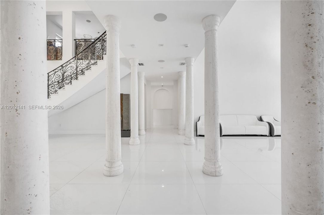 En Venta: $6,790,000 (8 camas, 9 baños, 9196 Pies cuadrados)