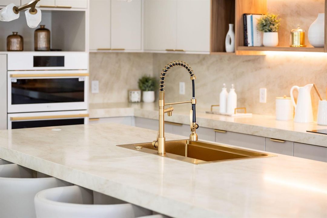 53-web-or-mls-photo-50