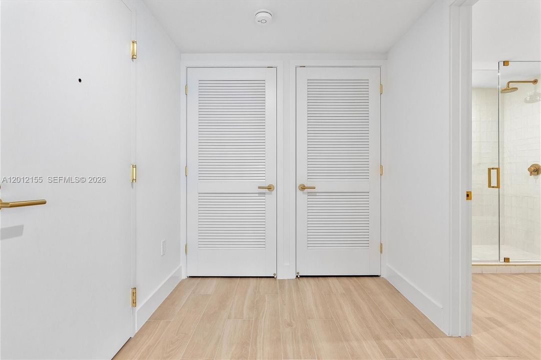 For Sale: $524,000 (0 beds, 1 baths, 461 Square Feet)