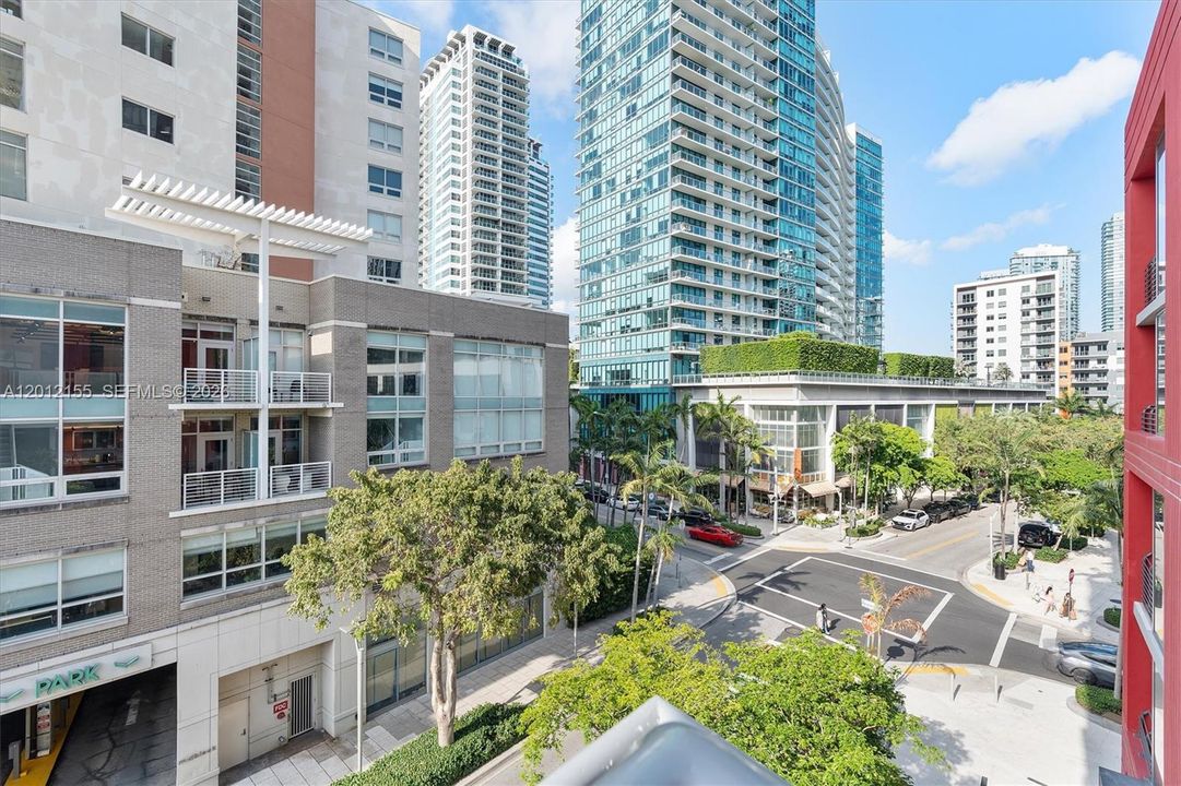 For Sale: $524,000 (0 beds, 1 baths, 461 Square Feet)