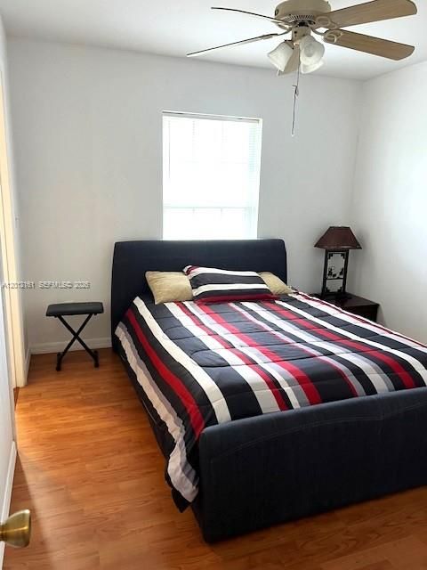 В аренду: $2,900 (4 спален, 2 ванн, 0 Квадратных фут)