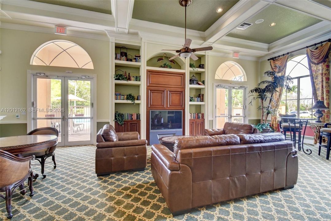 For Sale: $759,900 (5 beds, 3 baths, 2901 Square Feet)