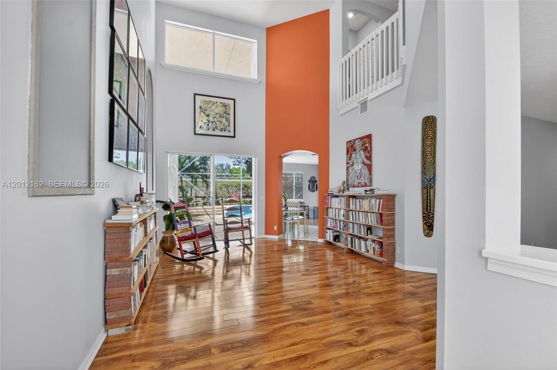 For Sale: $759,900 (5 beds, 3 baths, 2901 Square Feet)