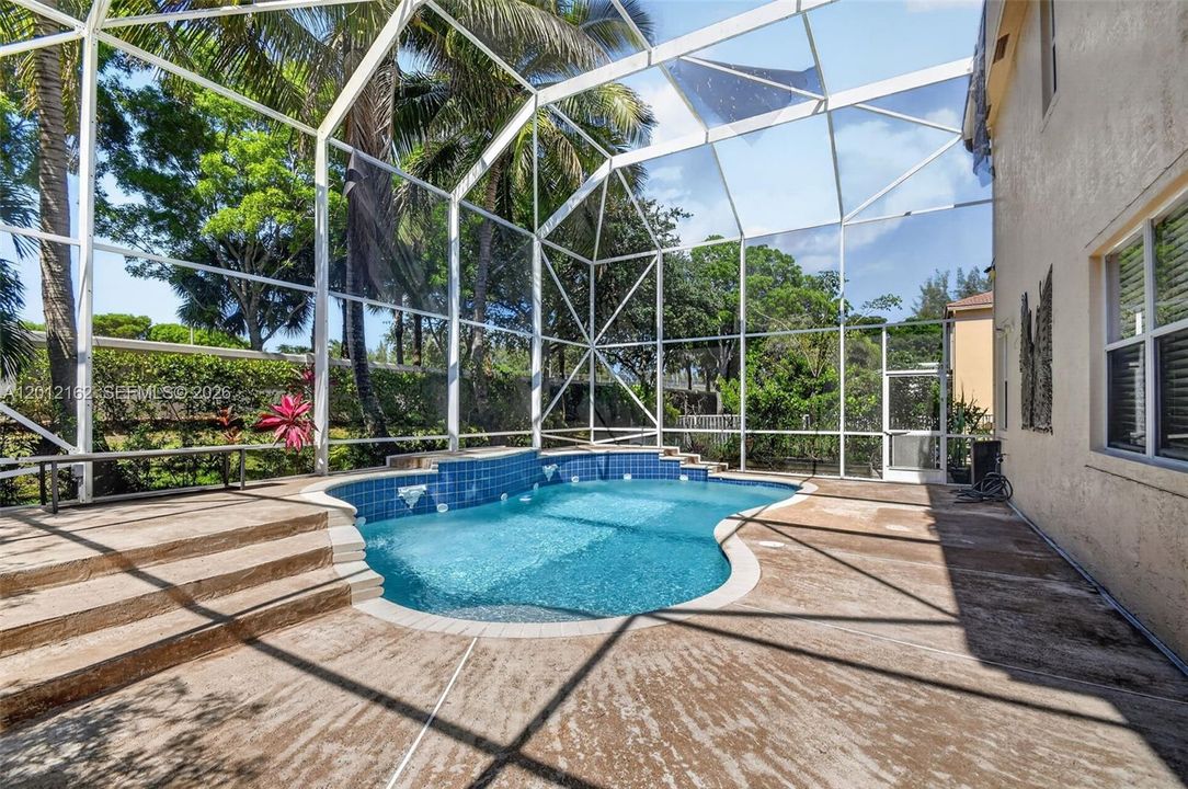 For Sale: $759,900 (5 beds, 3 baths, 2901 Square Feet)