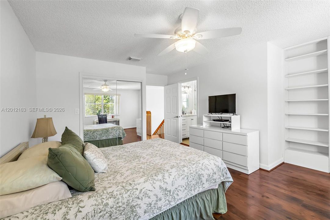 For Sale: $699,000 (3 beds, 2 baths, 2055 Square Feet)