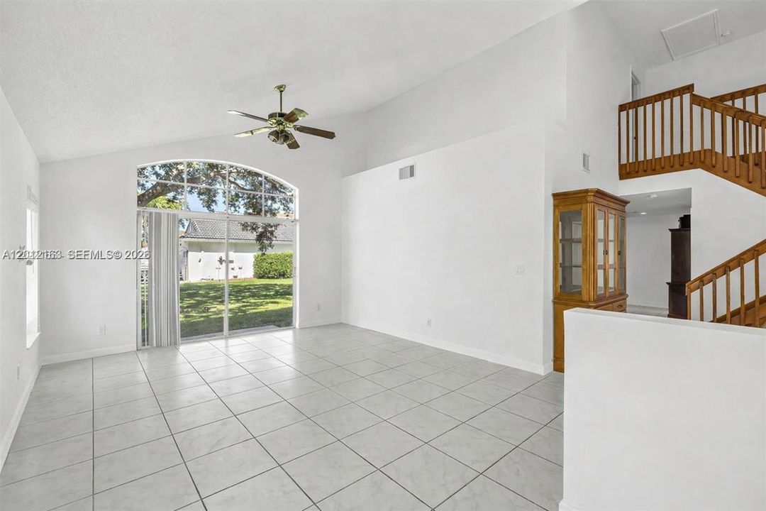 For Sale: $699,000 (3 beds, 2 baths, 2055 Square Feet)