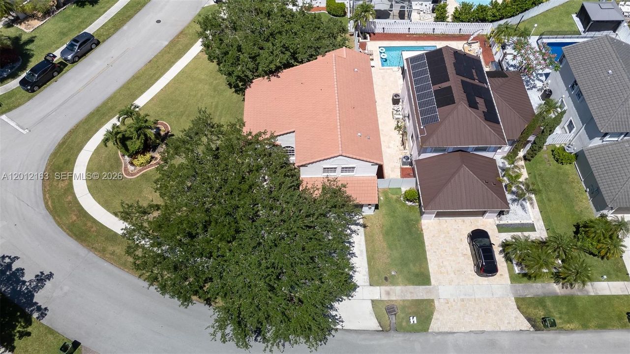 For Sale: $699,000 (3 beds, 2 baths, 2055 Square Feet)