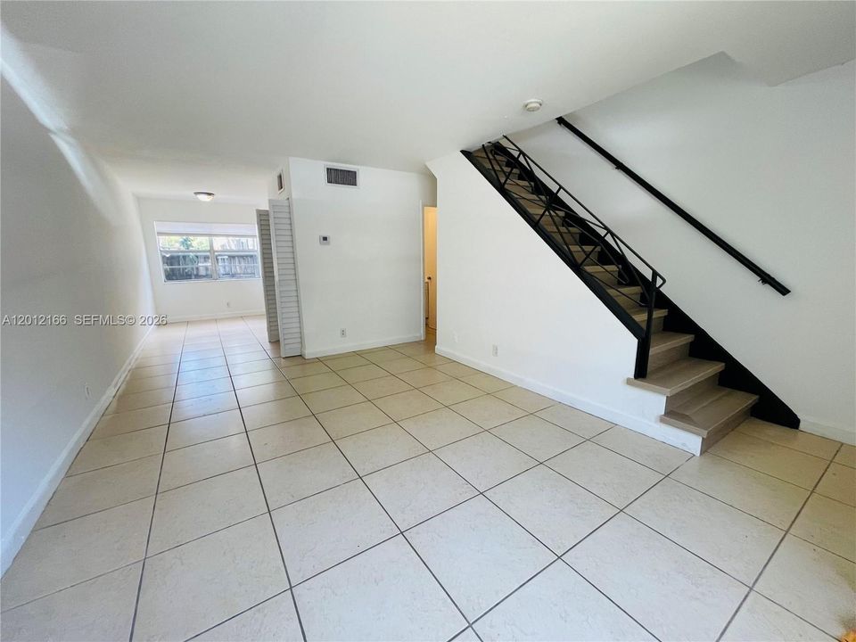 En Venta: $199,900 (2 camas, 1 baños, 938 Pies cuadrados)