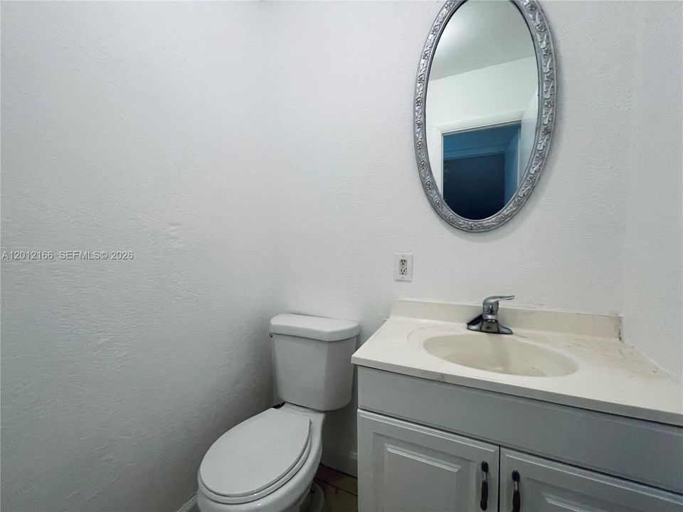 En Venta: $199,900 (2 camas, 1 baños, 938 Pies cuadrados)