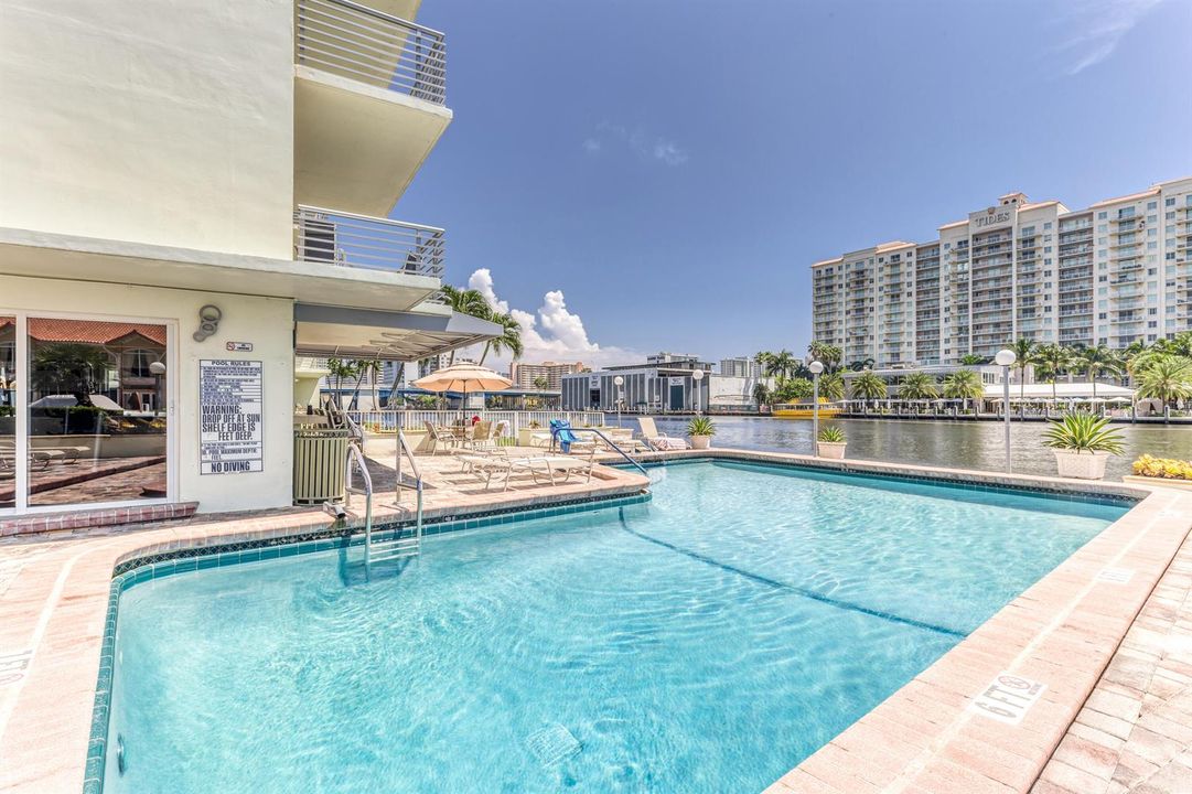 lauderdale tower pool (6)