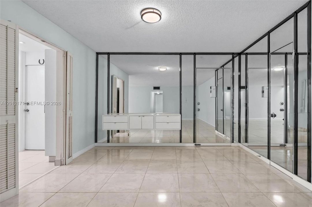 Activo con contrato: $149,900 (2 camas, 2 baños, 1192 Pies cuadrados)