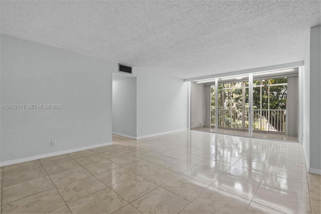 Activo con contrato: $149,900 (2 camas, 2 baños, 1192 Pies cuadrados)