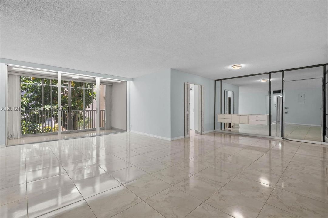 Activo con contrato: $149,900 (2 camas, 2 baños, 1192 Pies cuadrados)