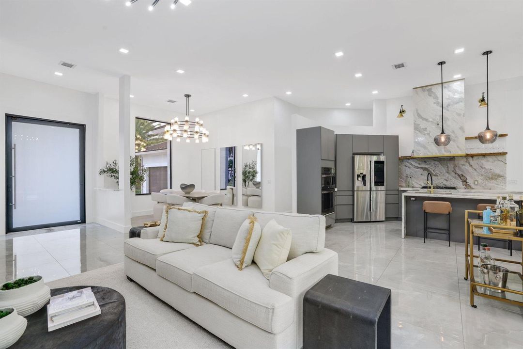 500 Ocean Drive - 21.jpg-SMALL