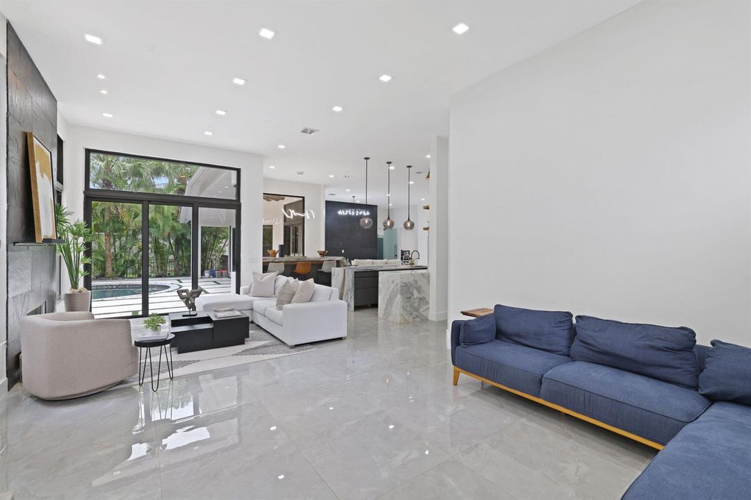 500 Ocean Drive - 41.jpg-SMALL