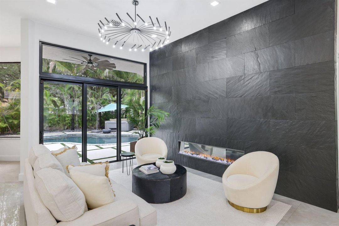 500 Ocean Drive - 17.jpg-SMALL