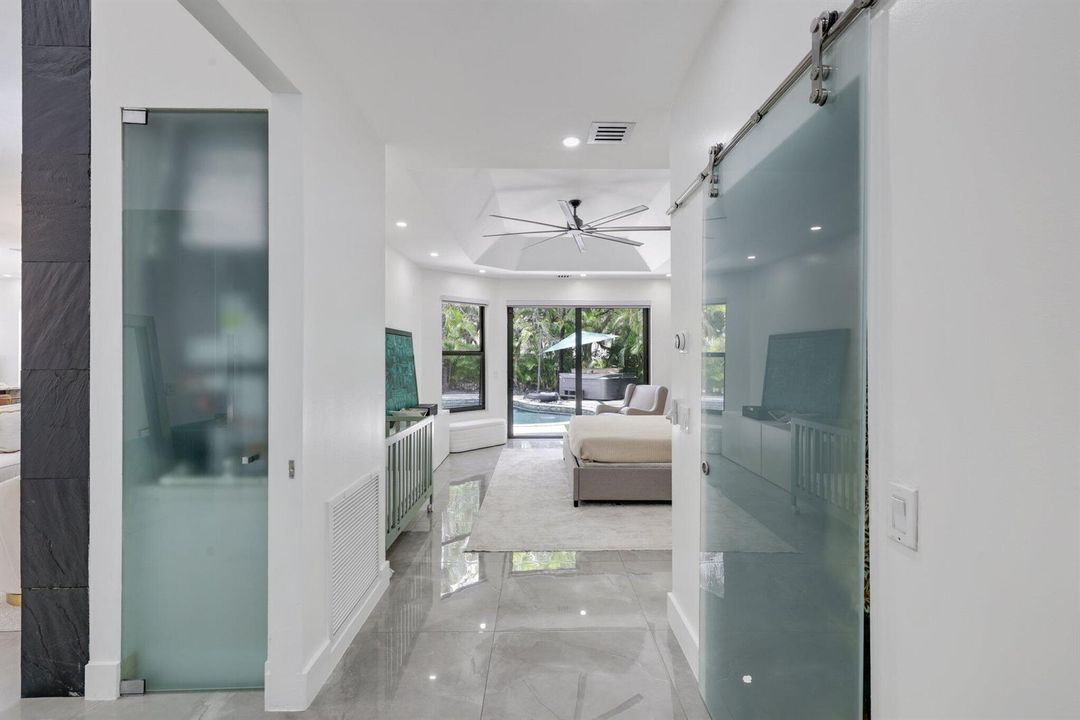 500 Ocean Drive - 43.jpg-SMALL
