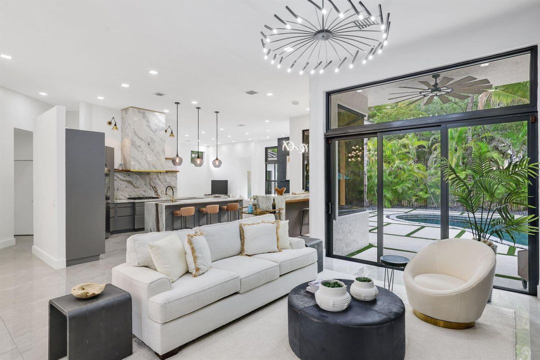 500 Ocean Drive - 18.jpg-SMALL