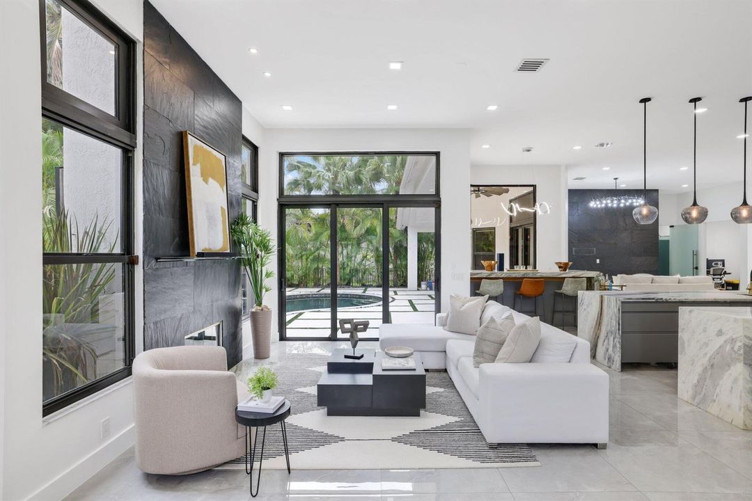 500 Ocean Drive - 36.jpg-SMALL