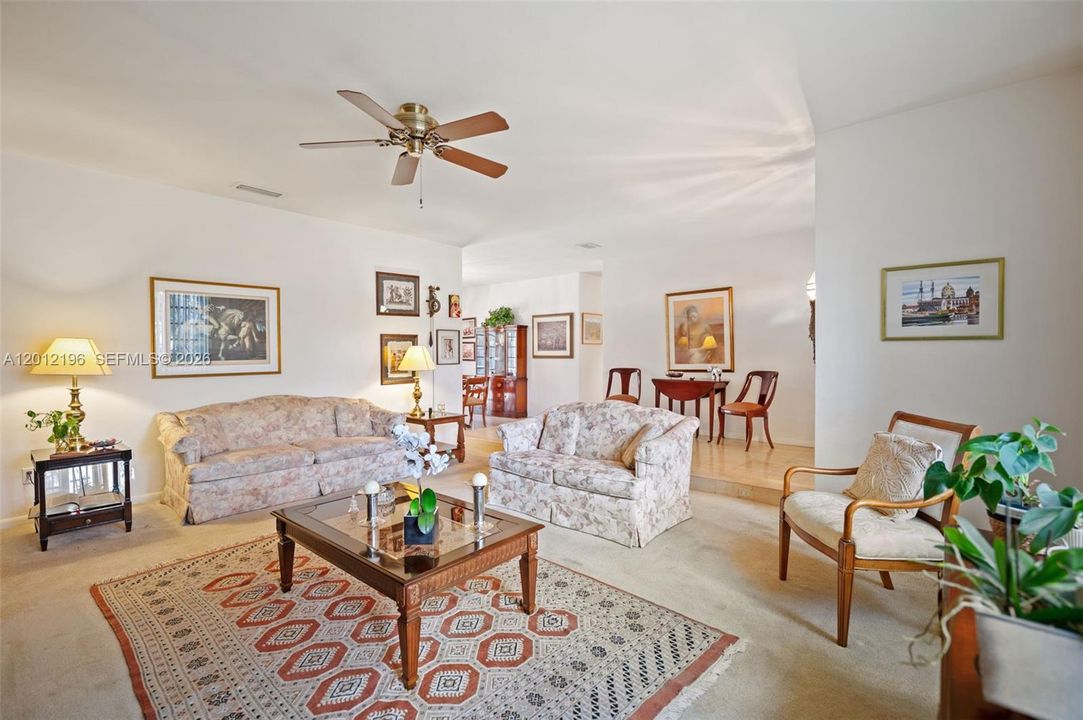 For Sale: $1,100,000 (3 beds, 2 baths, 1576 Square Feet)