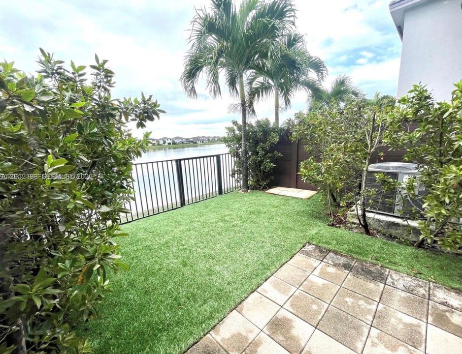 En Renta: $3,550 (3 camas, 2 baños, 1586 Pies cuadrados)