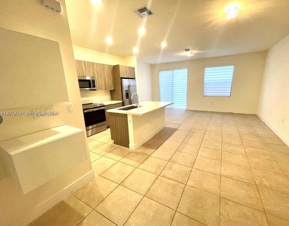 En Renta: $3,550 (3 camas, 2 baños, 1586 Pies cuadrados)