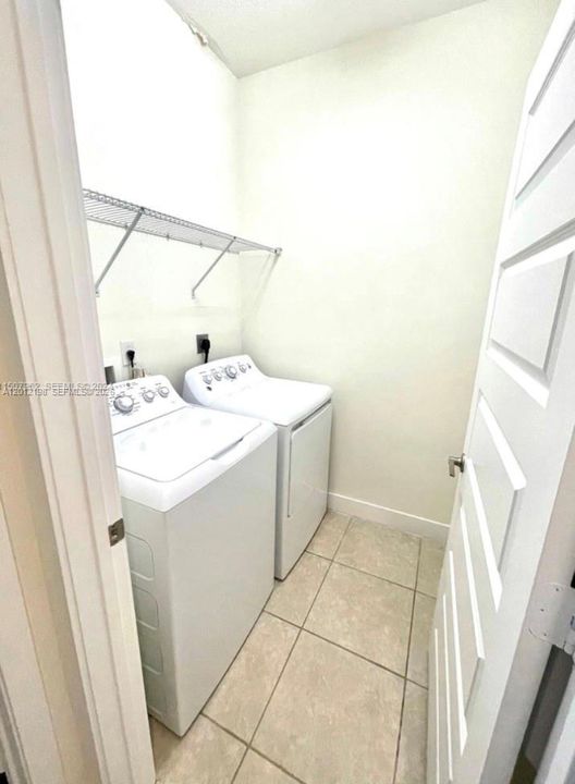 En Renta: $3,550 (3 camas, 2 baños, 1586 Pies cuadrados)