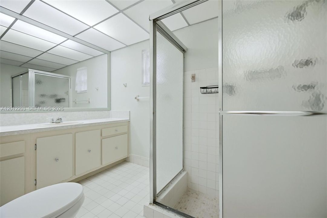 For Rent: $3,800 (3 beds, 2 baths, 1548 Square Feet)