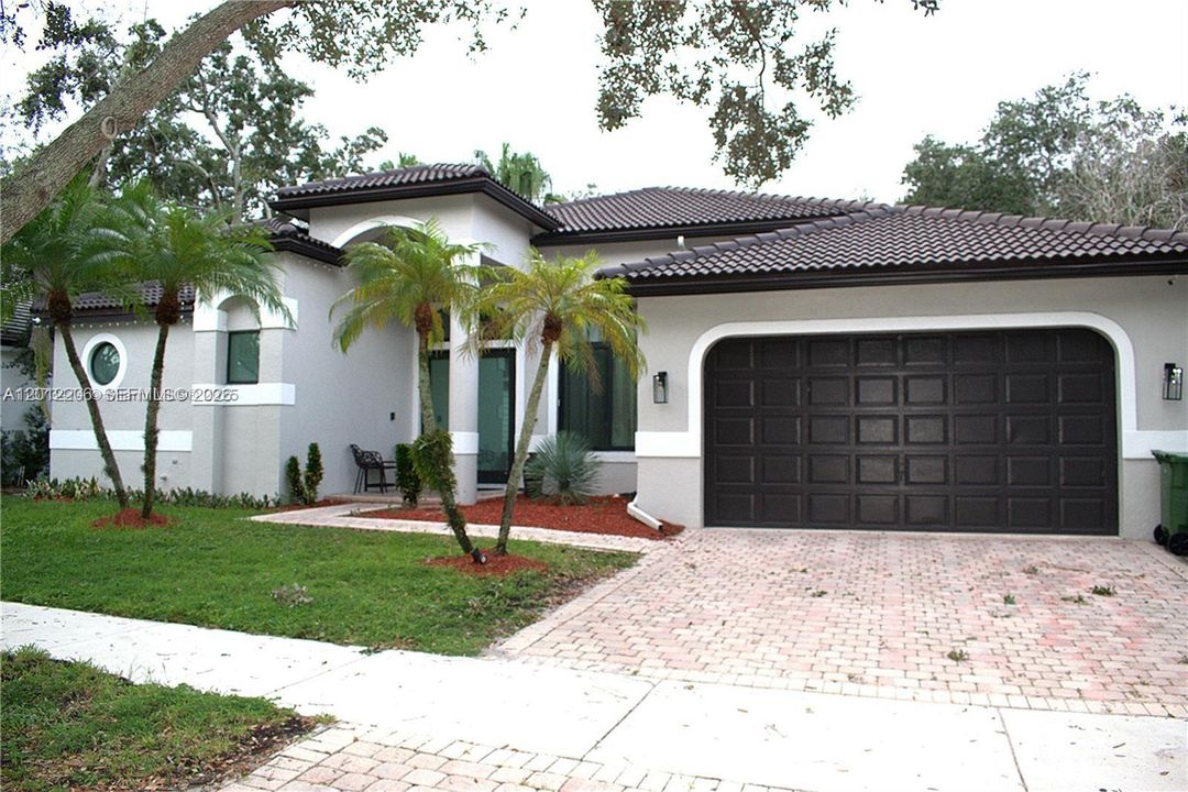 Active With Contract: $6,700 (4 beds, 3 baths, 2680 Square Feet)