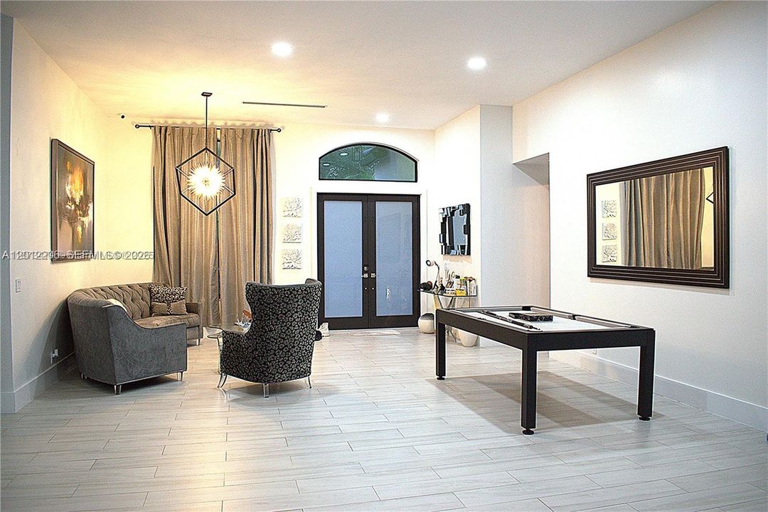 Active With Contract: $6,700 (4 beds, 3 baths, 2680 Square Feet)