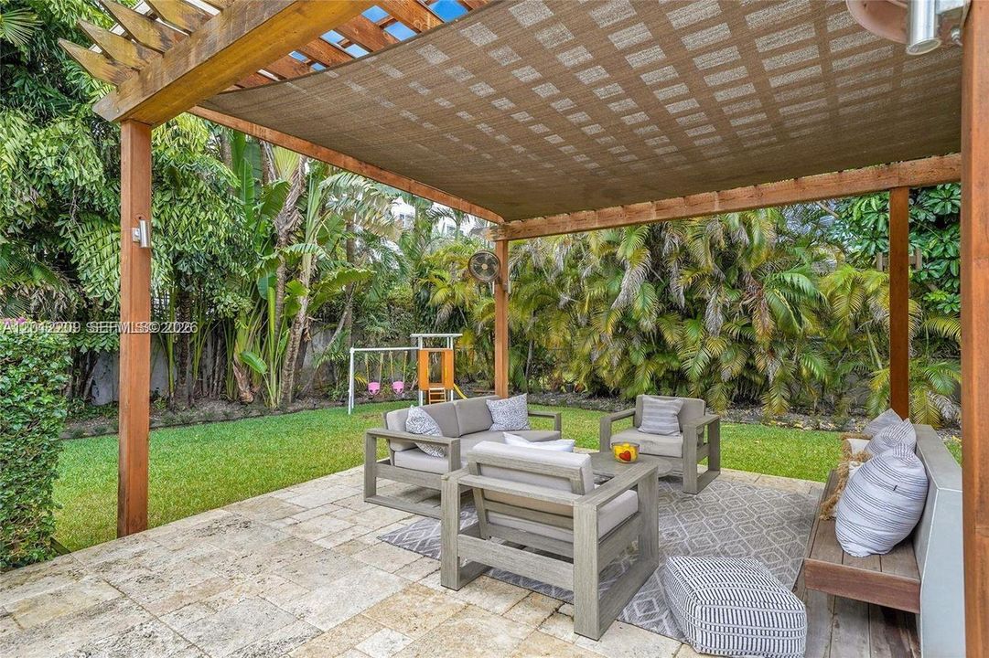 For Sale: $4,990,000 (4 beds, 3 baths, 3543 Square Feet)