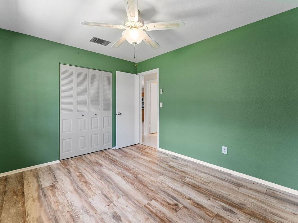 2nd Bedroom