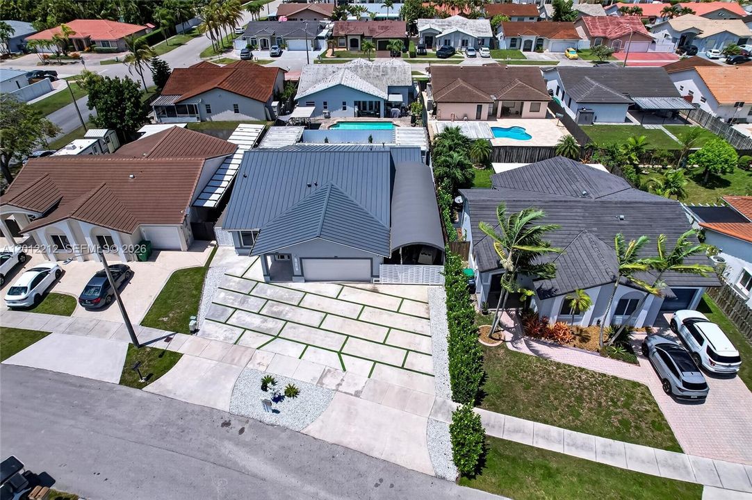 For Rent: $4,500 (3 beds, 2 baths, 1735 Square Feet)