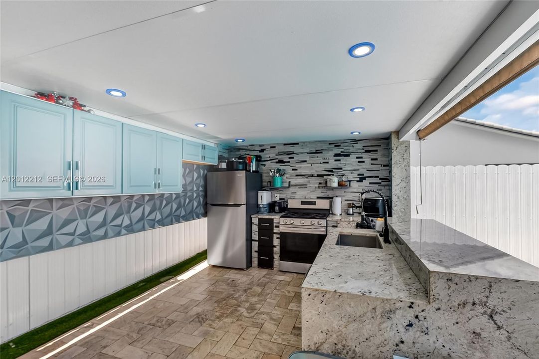 For Rent: $4,500 (3 beds, 2 baths, 1735 Square Feet)