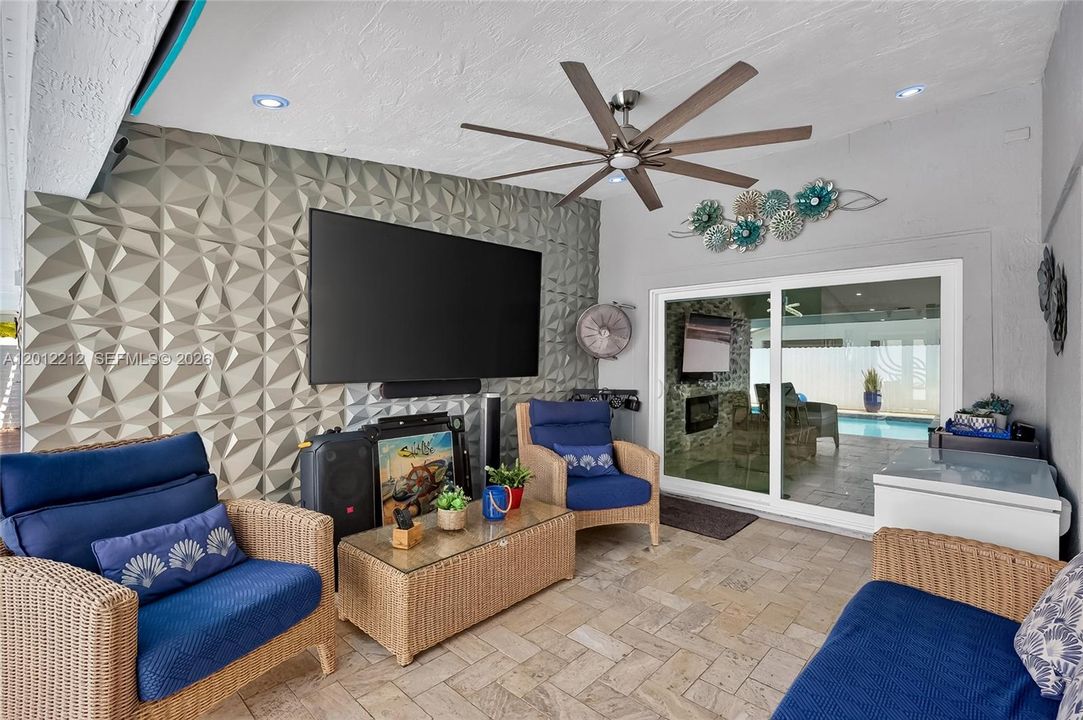 For Rent: $4,500 (3 beds, 2 baths, 1735 Square Feet)