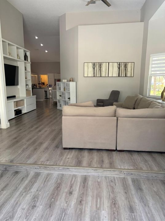 LIVINGROOM 3