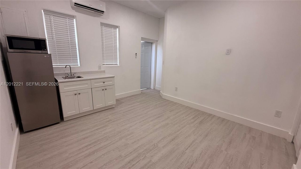 En Renta: $1,200 (1 camas, 1 baños, 400 Pies cuadrados)