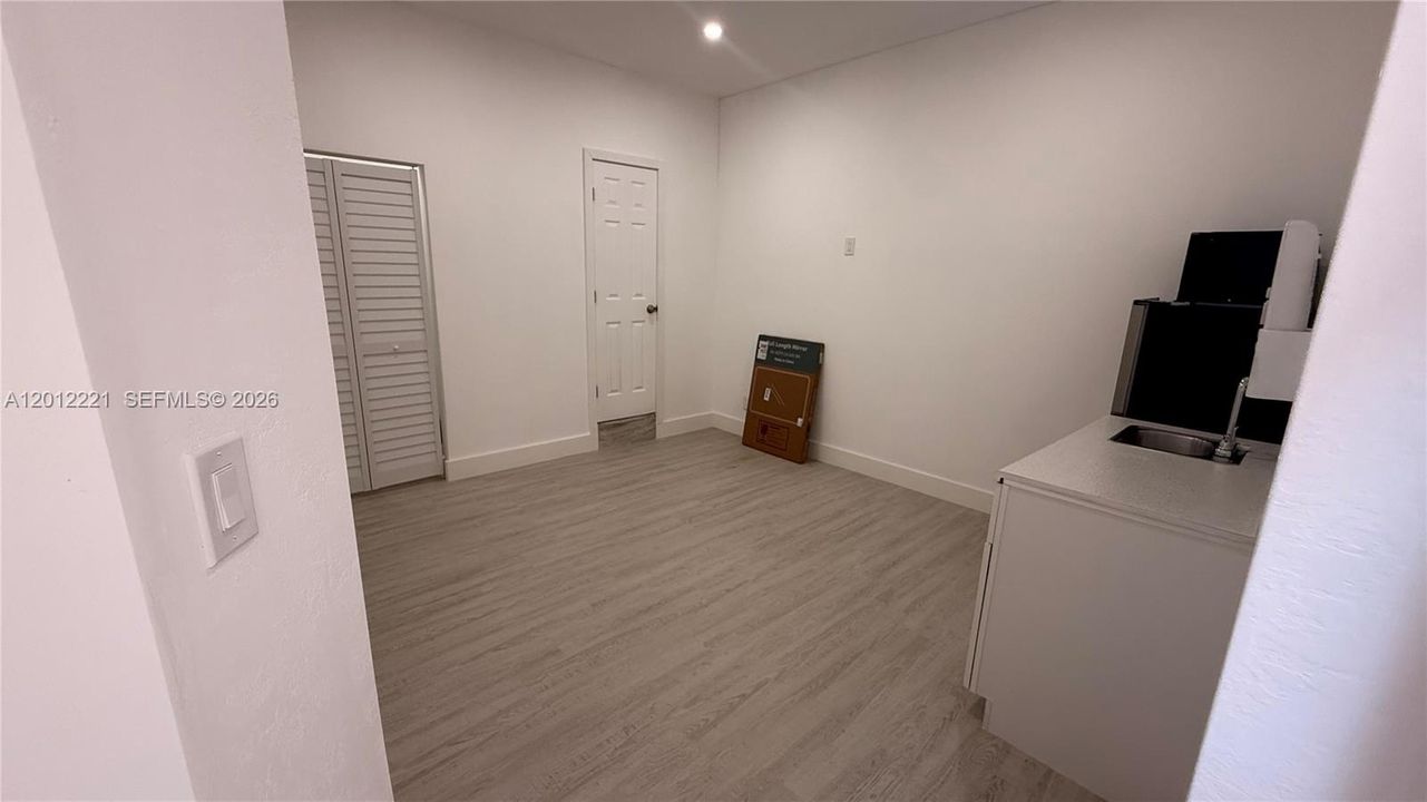 En Renta: $1,200 (1 camas, 1 baños, 400 Pies cuadrados)
