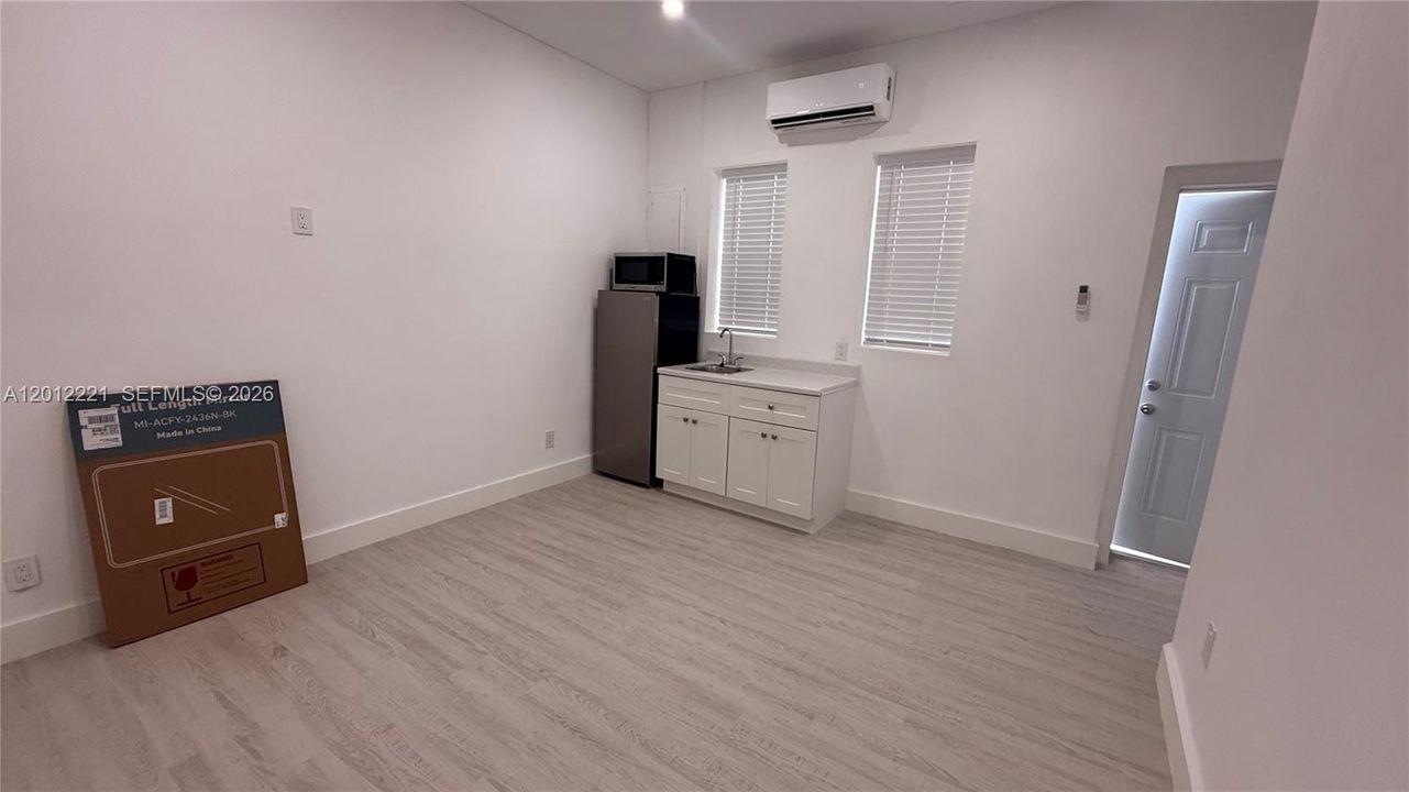 En Renta: $1,200 (1 camas, 1 baños, 400 Pies cuadrados)