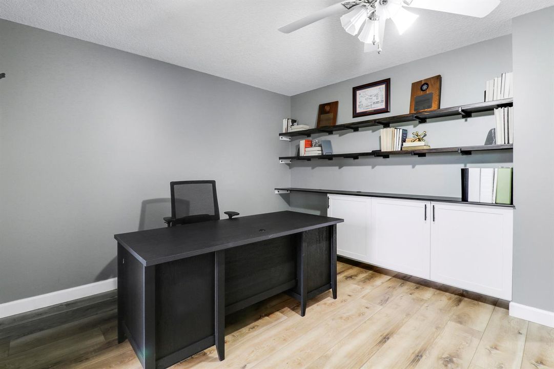 Guest Bedroom/Office