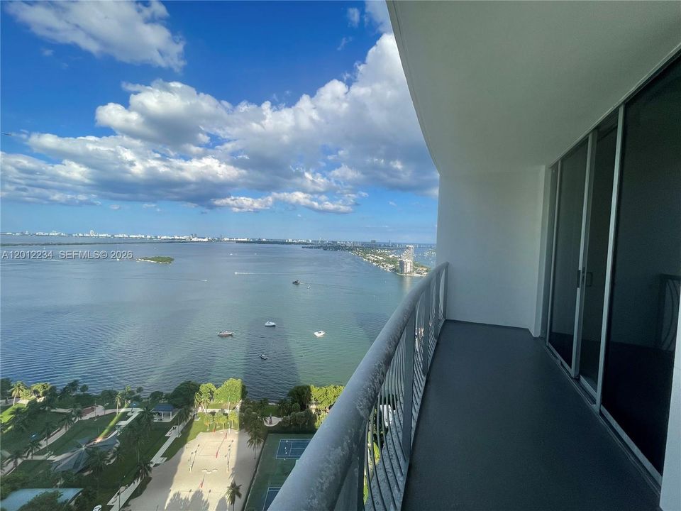En Venta: $359,000 (1 camas, 1 baños, 791 Pies cuadrados)