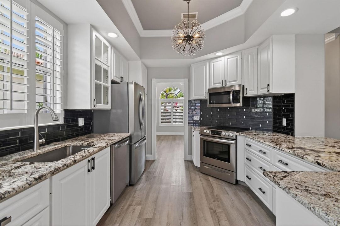 8080SEPaurotisLane(13)