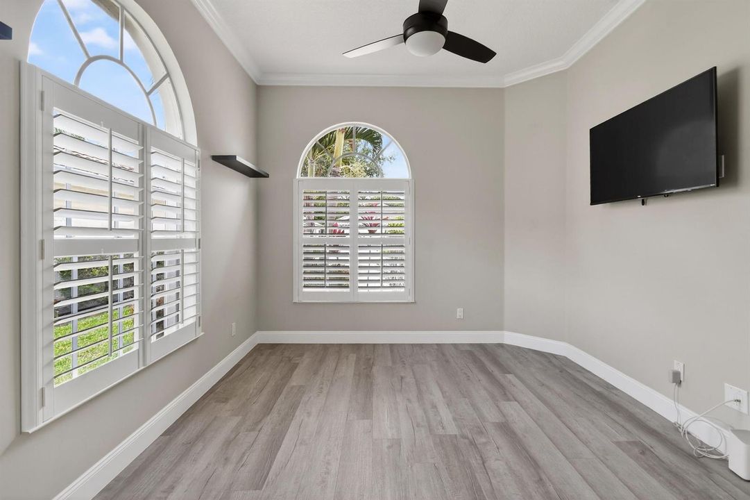 8080SEPaurotisLane(19)