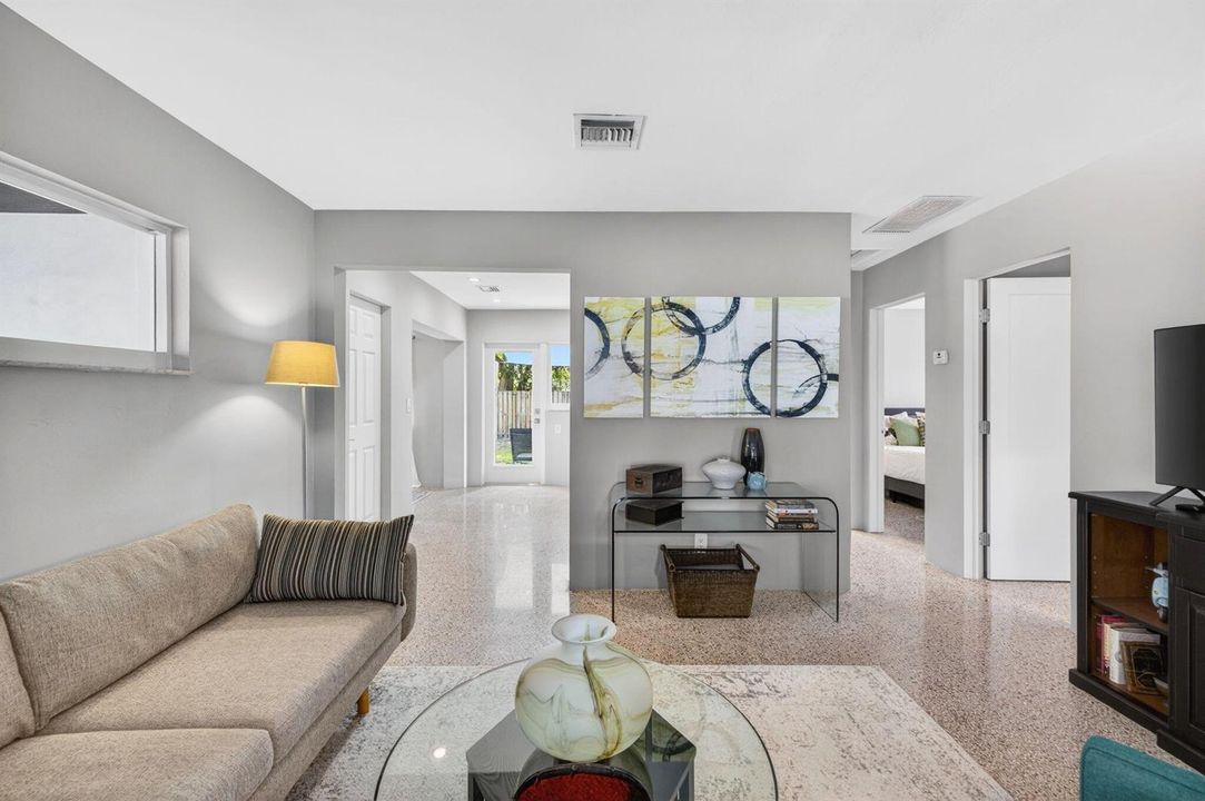 7 Living Room