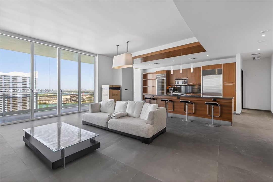 Active With Contract: $1,750,000 (2 beds, 2 baths, 1784 Square Feet)